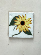 Load image into Gallery viewer, SUNFLOWER TILE
