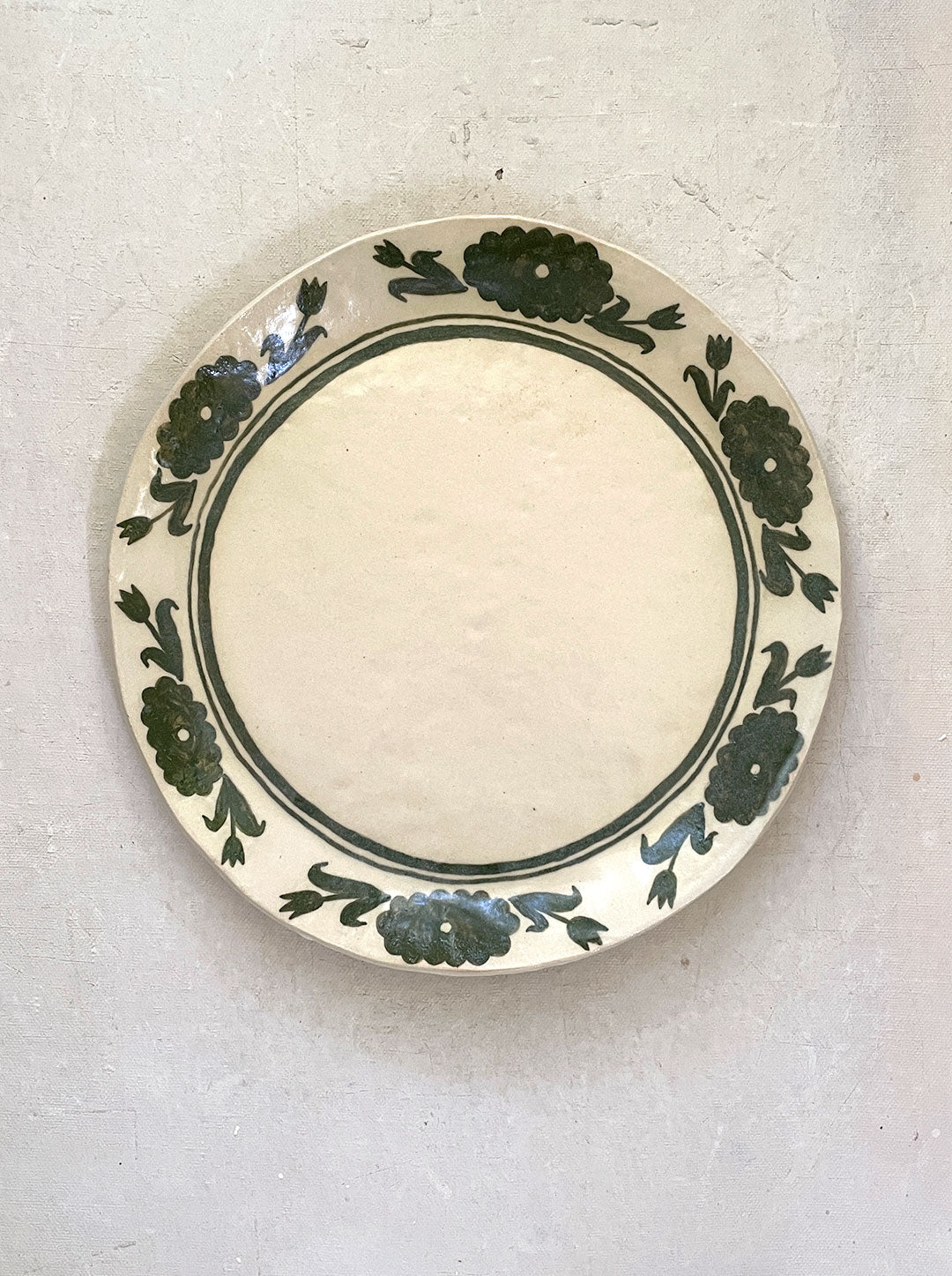 GREEN FLORAL DINNER PLATE