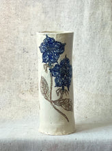 Load image into Gallery viewer, PETUNIA VASE NO. 1

