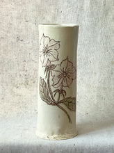 Load image into Gallery viewer, PETUNIA VASE NO. 1
