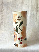 Load image into Gallery viewer, MIXED FLORAL VASE NO. 1
