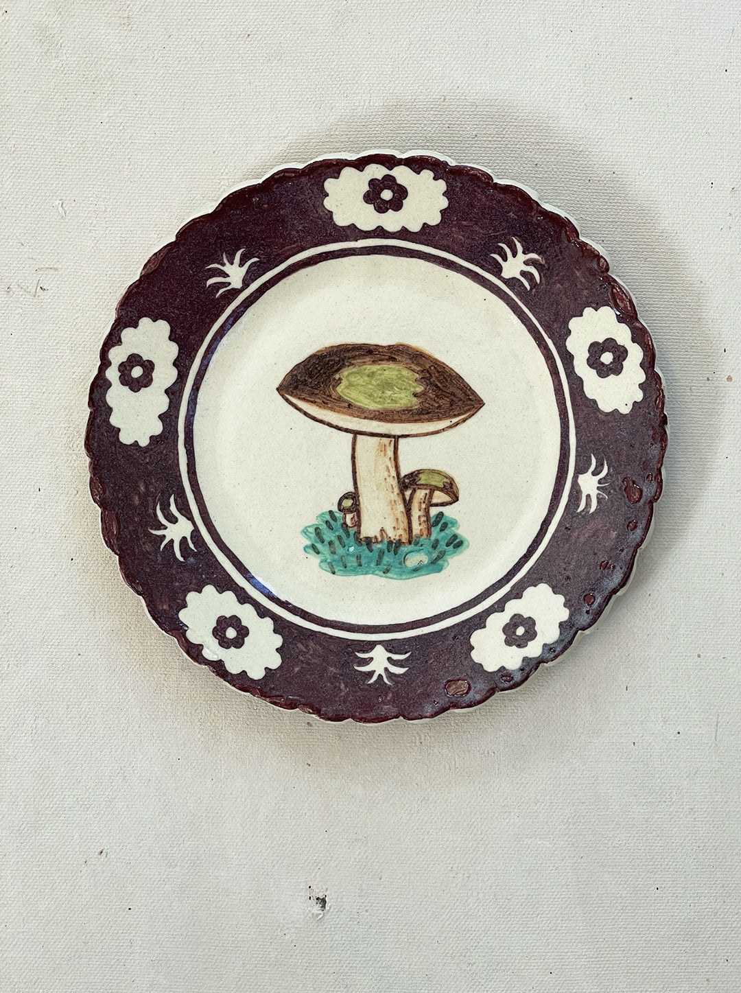 MUSHROOM PARTY PLATE