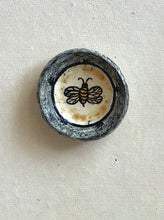 Load image into Gallery viewer, BEE RING DISH
