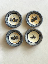 Load image into Gallery viewer, BEE RING DISH
