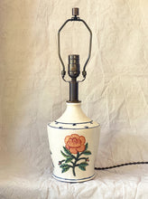 Load image into Gallery viewer, TRIPLE ROSE LAMP
