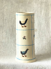 Load image into Gallery viewer, DUCK AND SCARLET PIMPERNEL VASE
