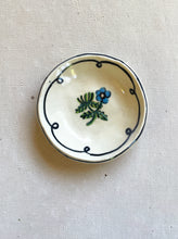 Load image into Gallery viewer, GREY SPEEDWELL RING DISH
